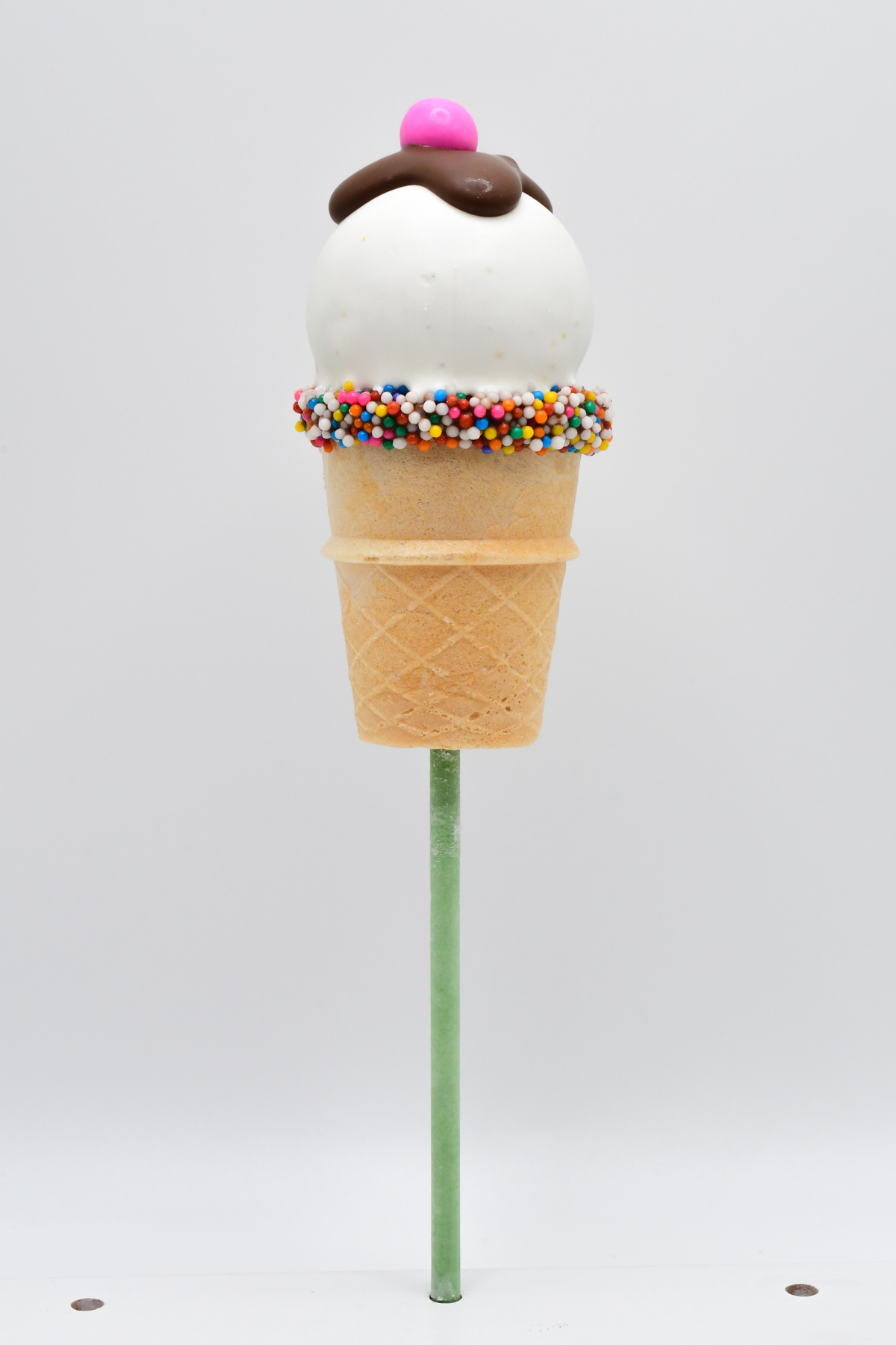 <strong>Custom Cake Pops Made Just for You at Amy’s Cake Pop Shop!</strong>
